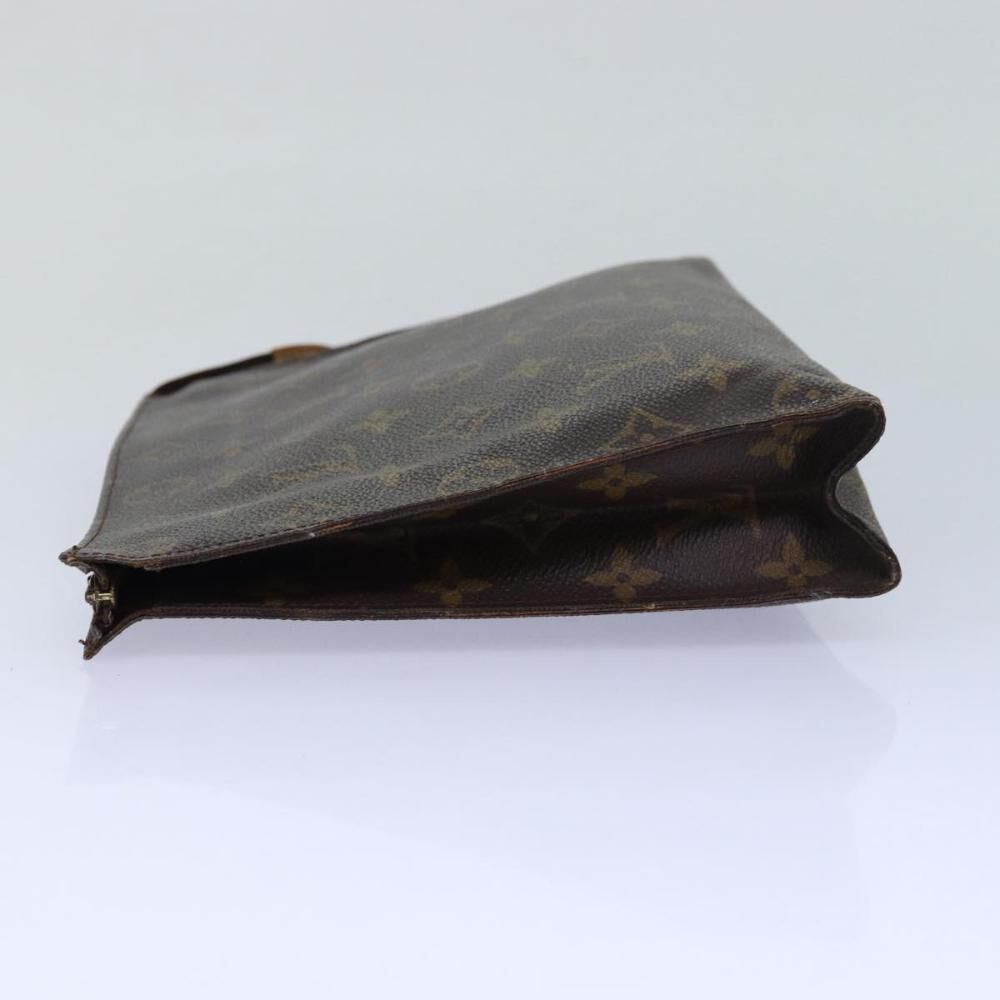 Louis Vuitton Poche Toilette