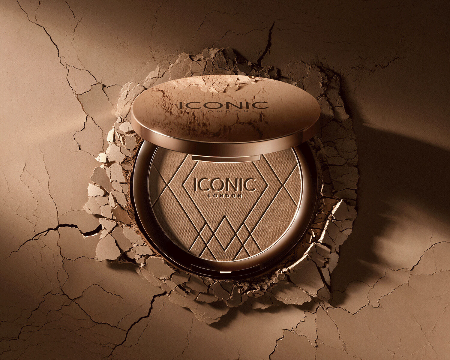 ICONIC LONDON Ultimate Bronzing Powder