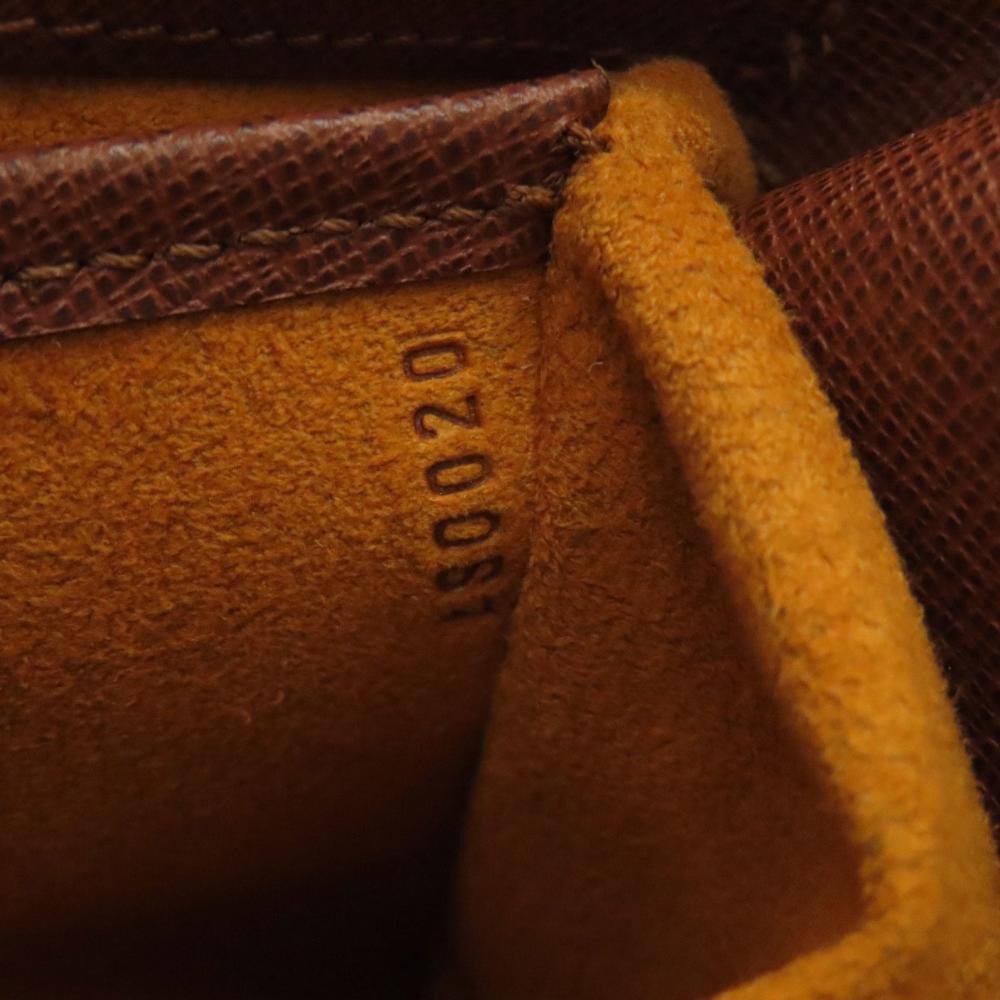 Louis Vuitton Shoulder Bags