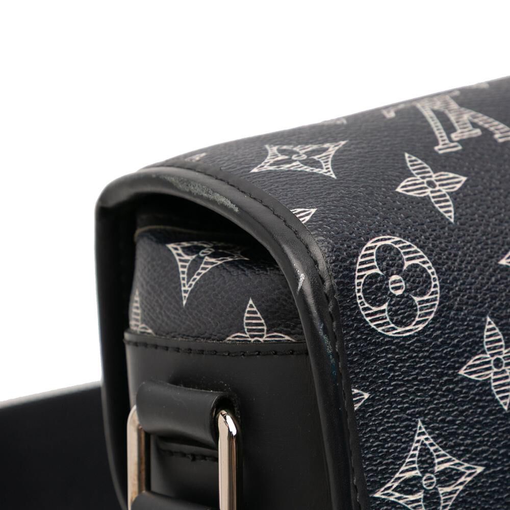 Louis Vuitton Messenger