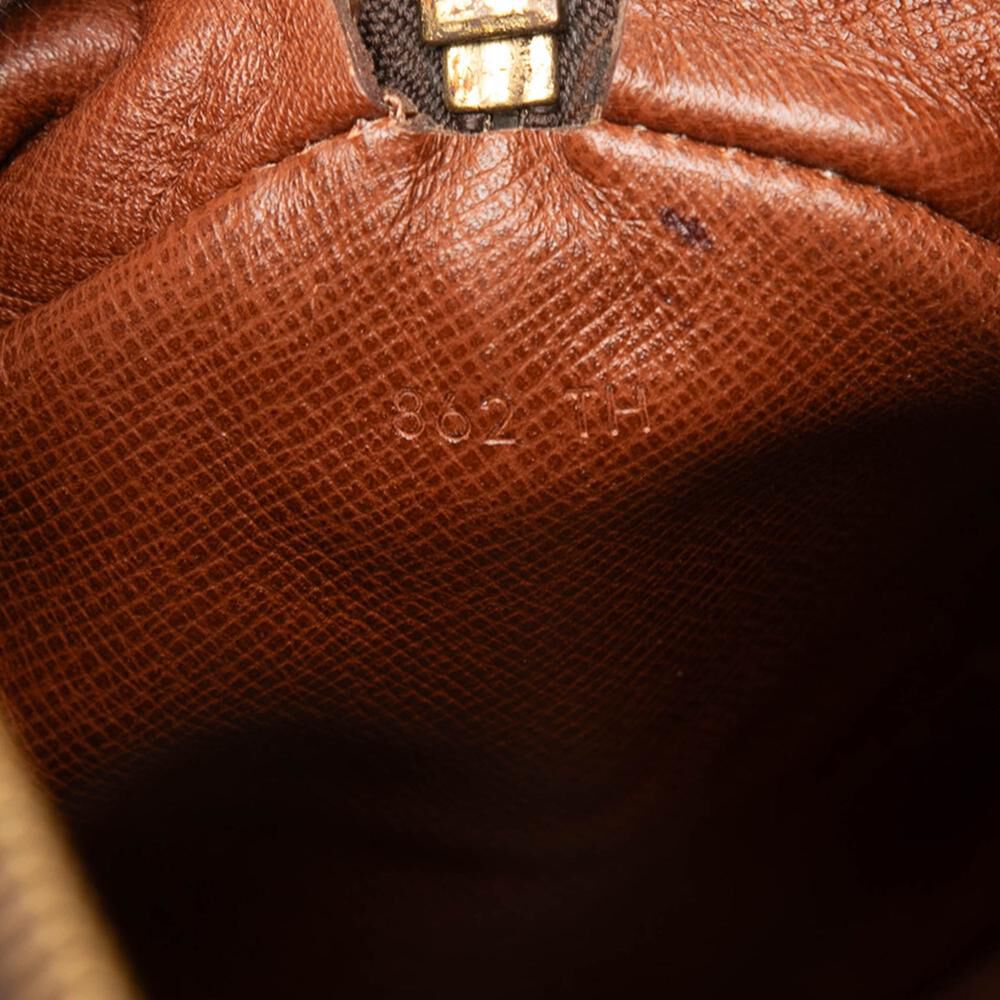 Louis Vuitton Papillon
