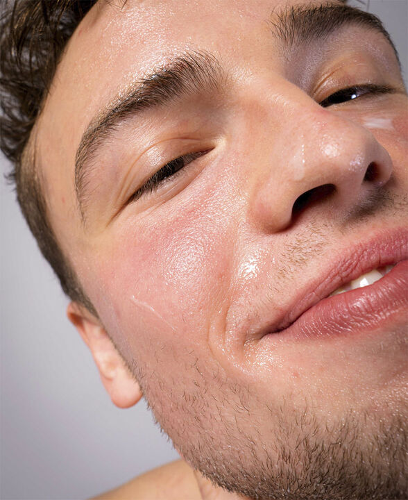 Leave me - eksfolierende serum mod uren hud