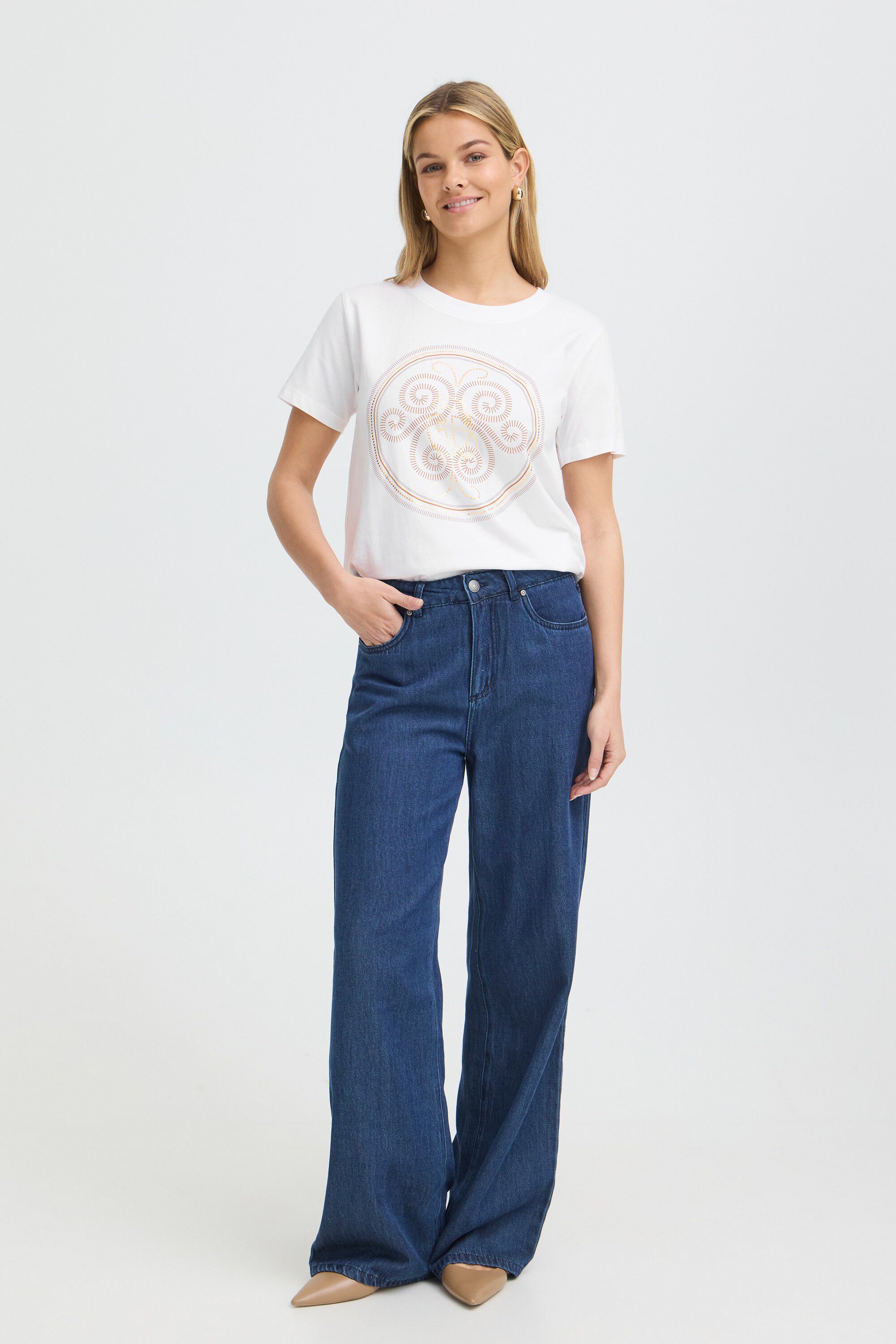 FRZARY TEE 1