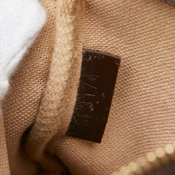 Louis Vuitton Pochette Accessoires