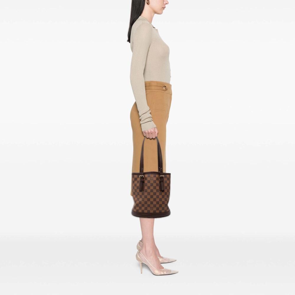 Louis Vuitton Marais