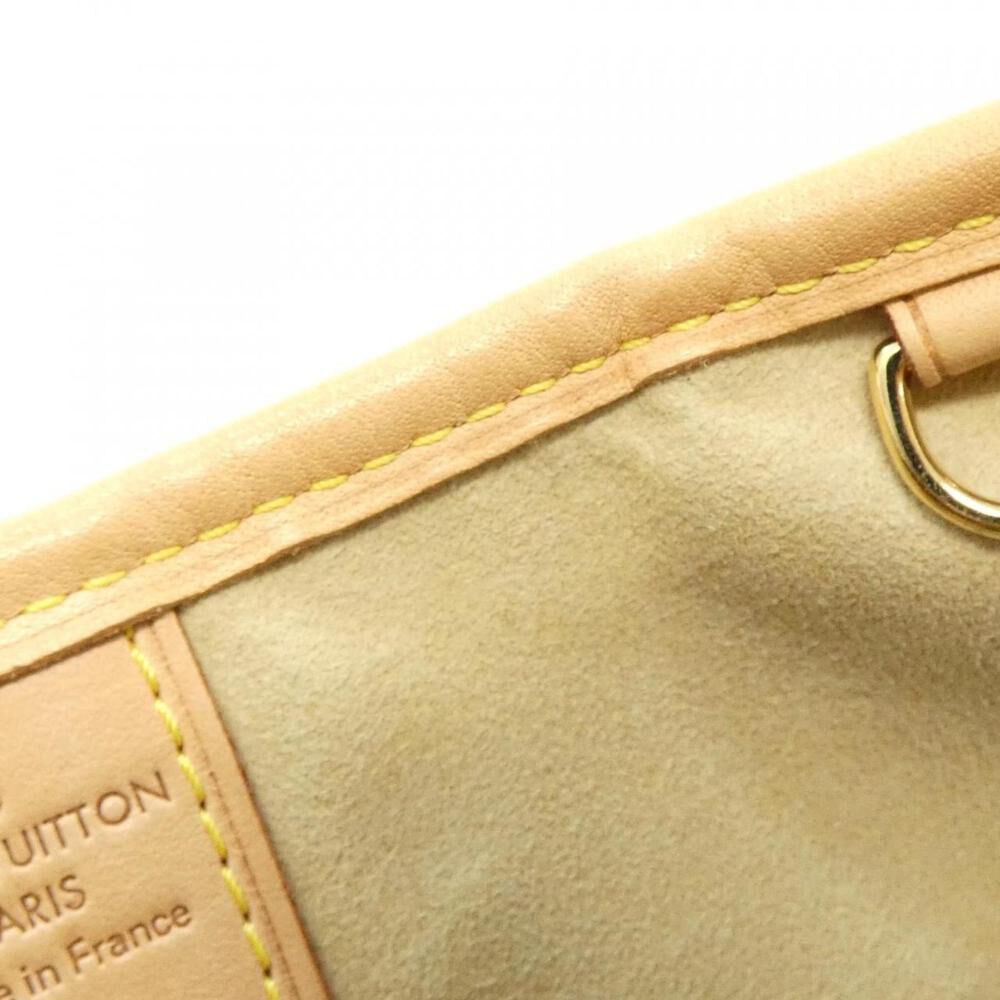 Louis Vuitton Shoulder Bags