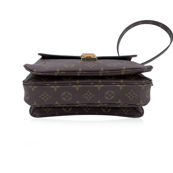 Louis Vuitton Crossbody Bag