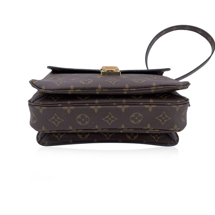 Louis Vuitton Crossbody Bag
