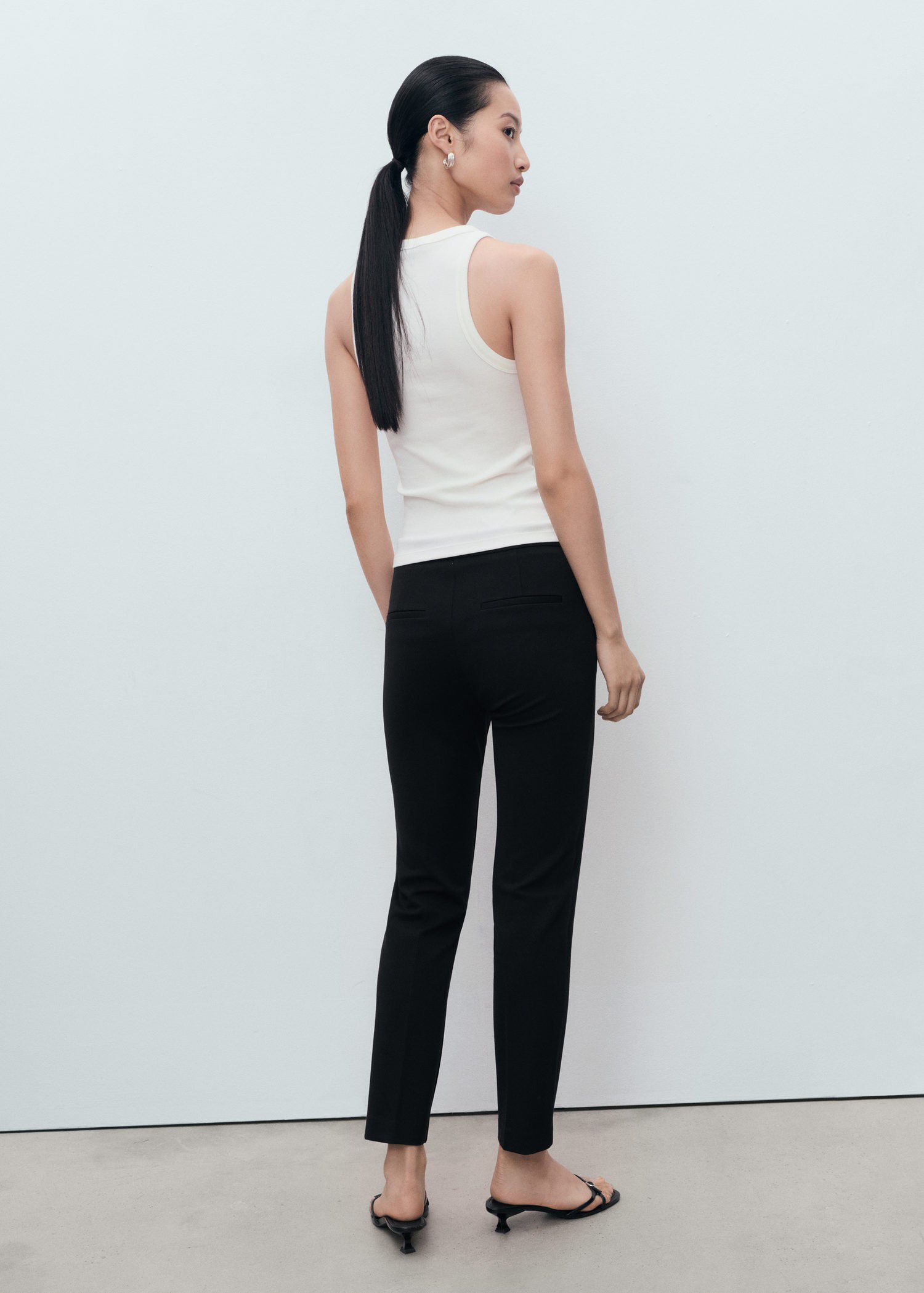 Straight mid-rise trousers