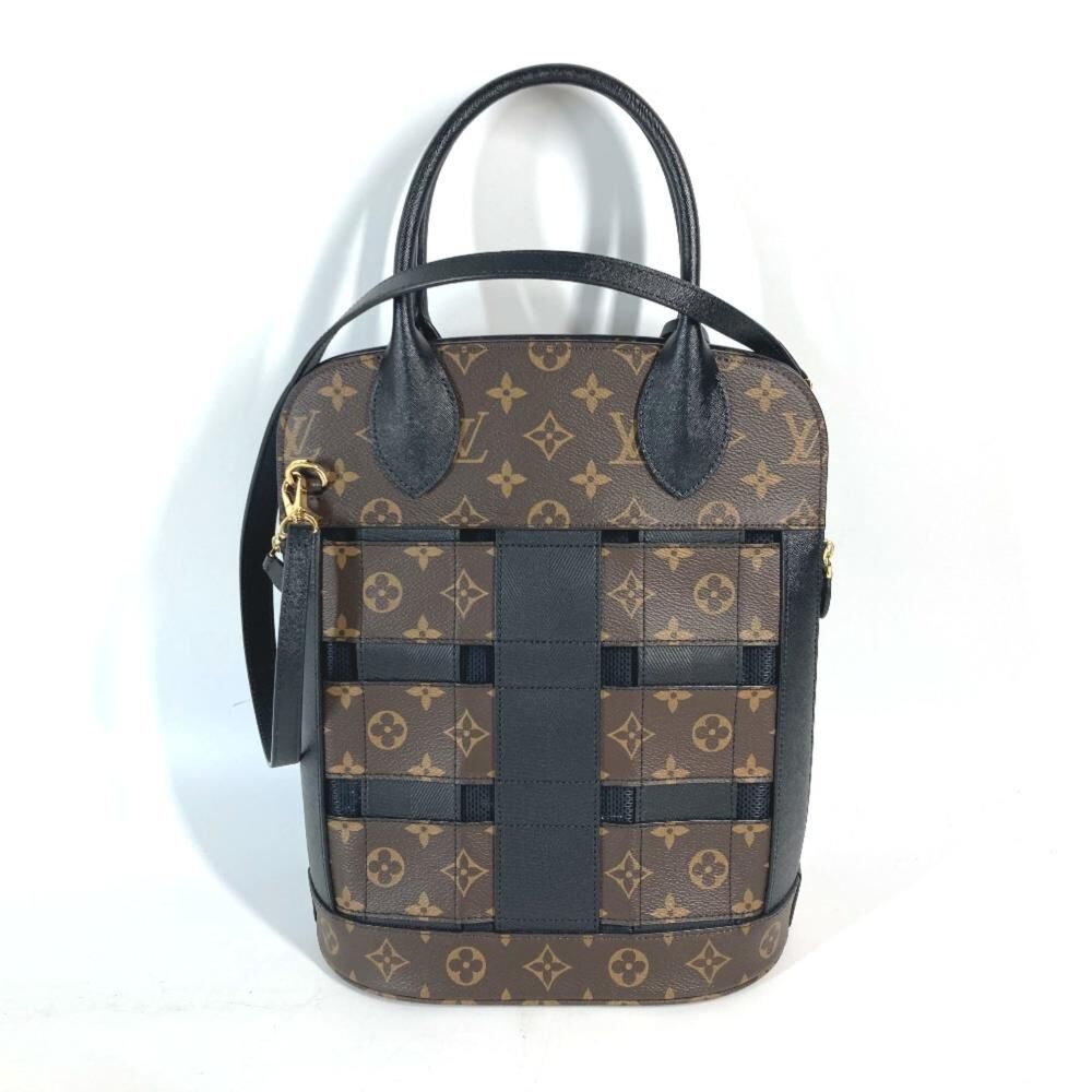 Louis Vuitton Shoulder Bags