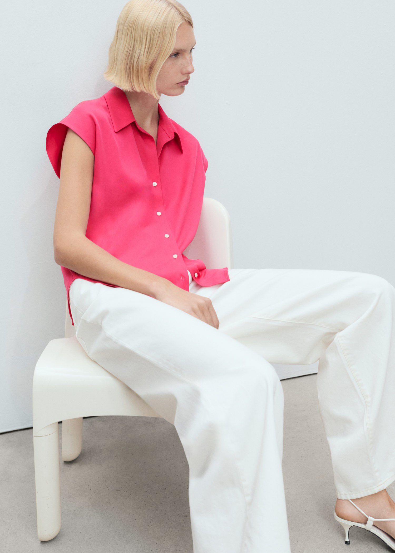 Lyocell sleeveless shirt