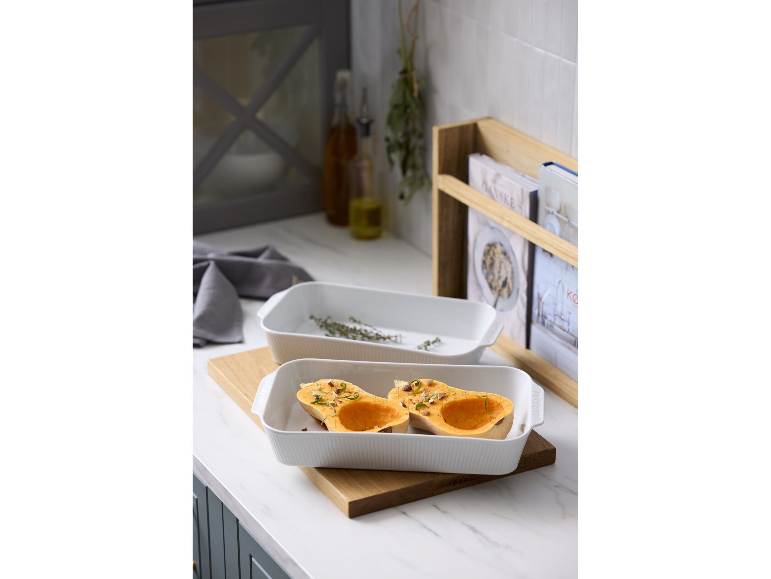 Fatset djupt Pliss&eacute; 35 x 19 cm + 38 x 21 cm 2 st Vit