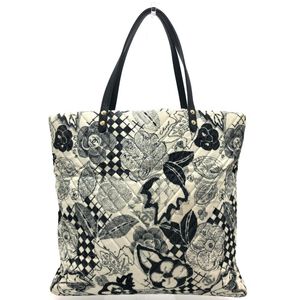 Chanel Tote