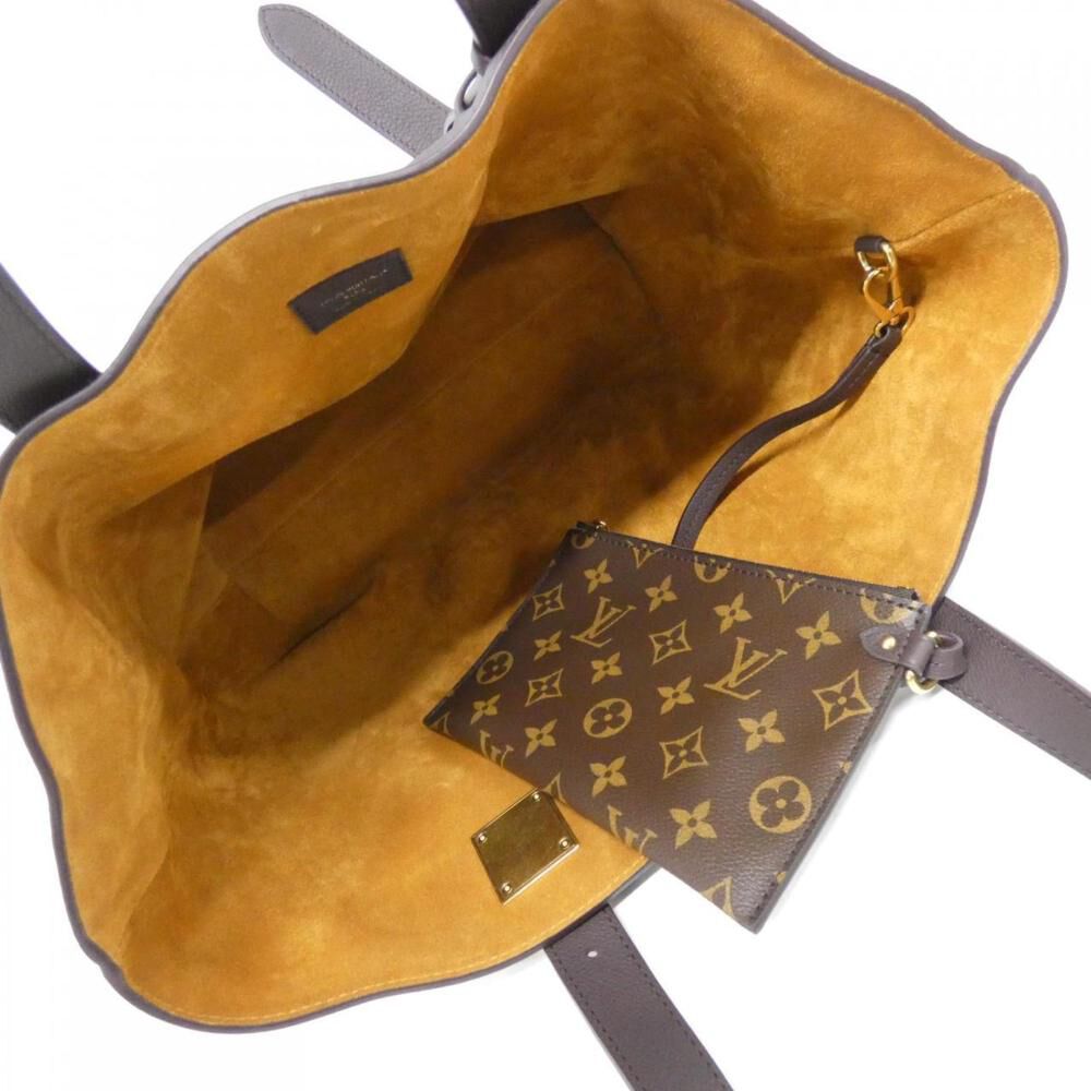 Louis Vuitton Tote
