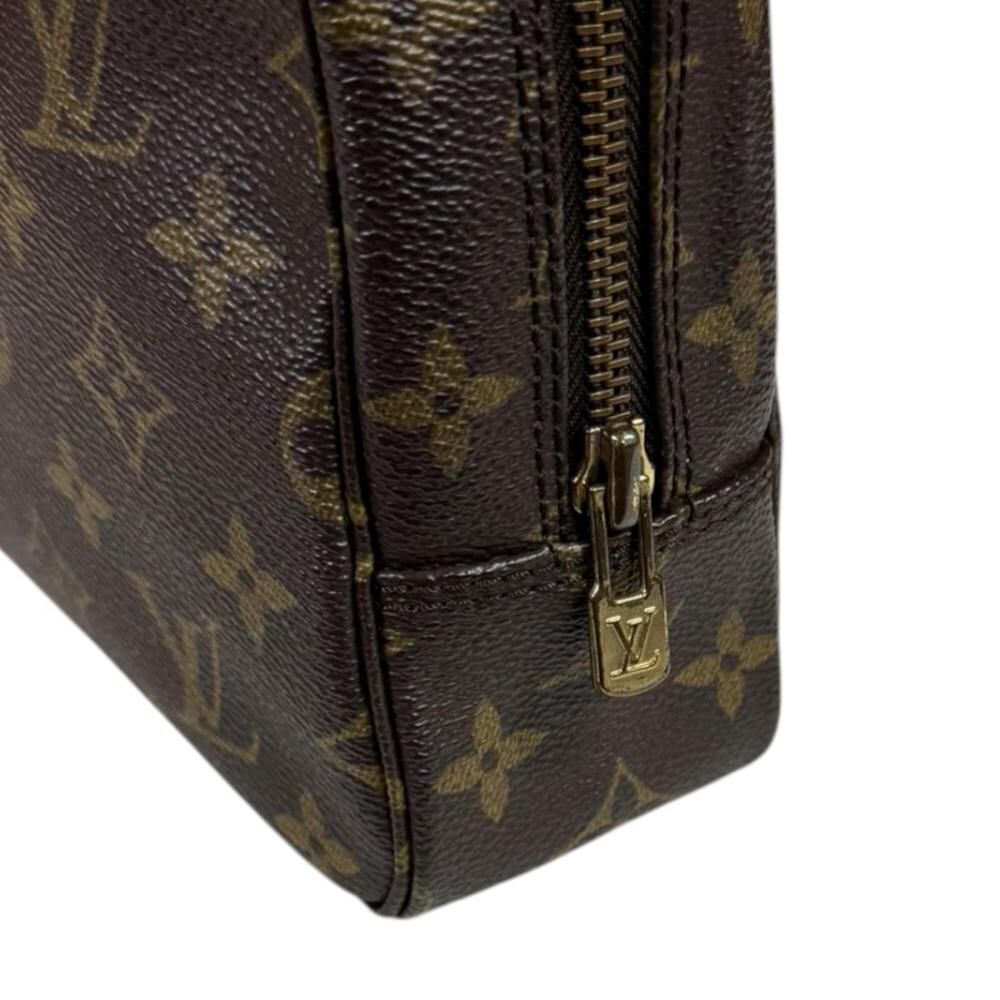 Louis Vuitton Trousse Toilette