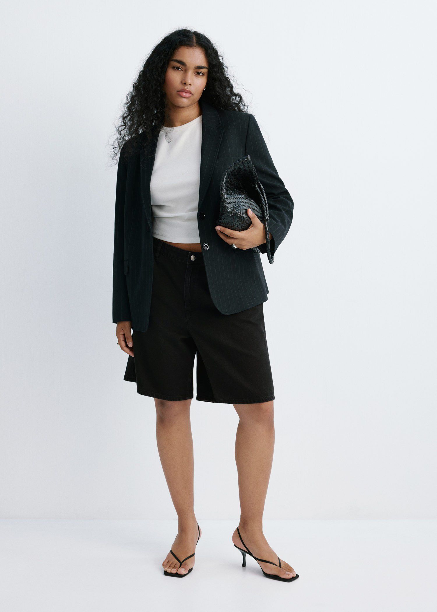 Straight-fit high-waist bermuda sho
