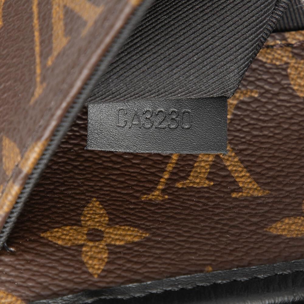 Louis Vuitton Messenger