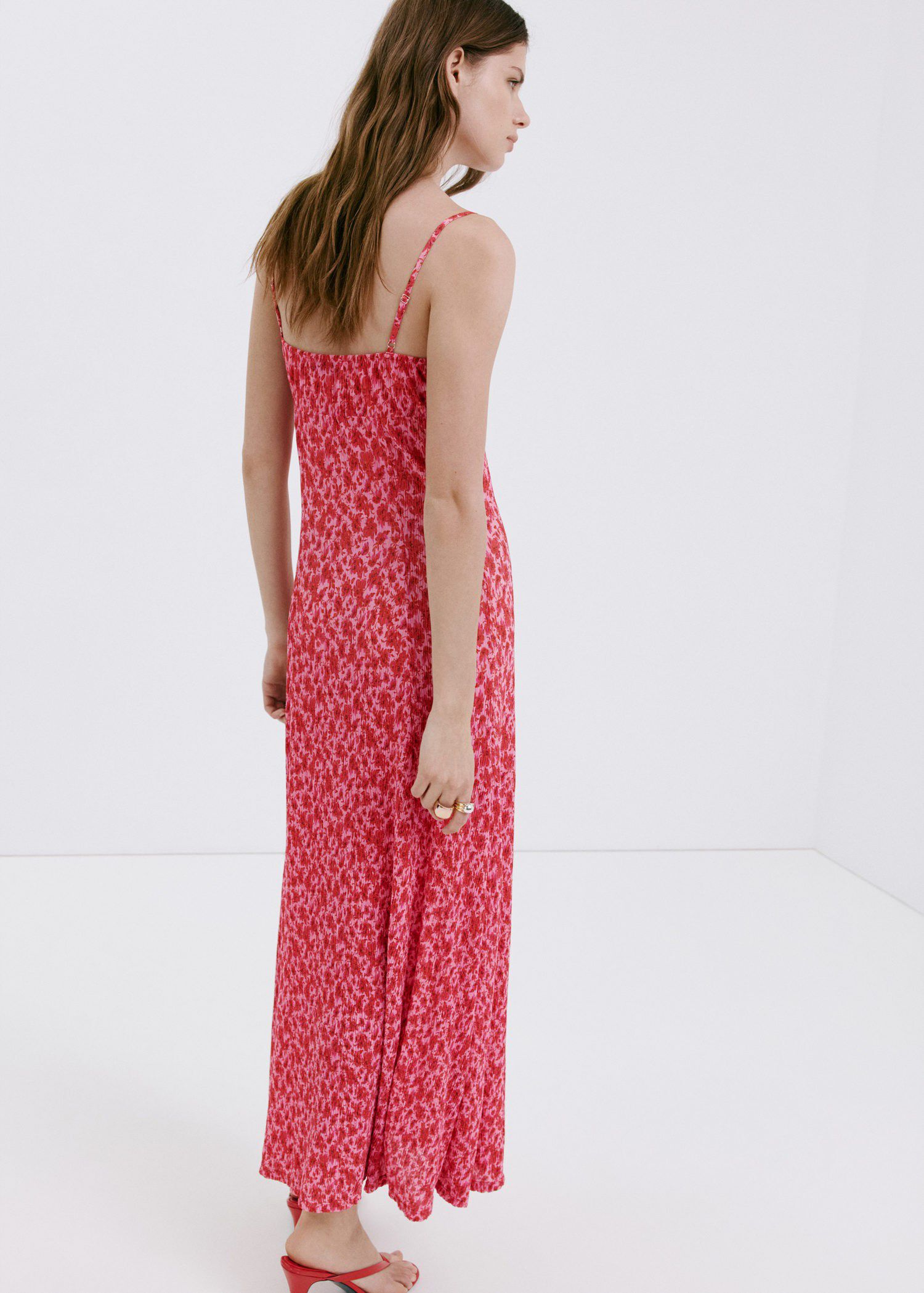 Floral-print pleated dress