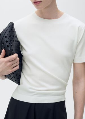 Short-sleeved fine-knit sweater