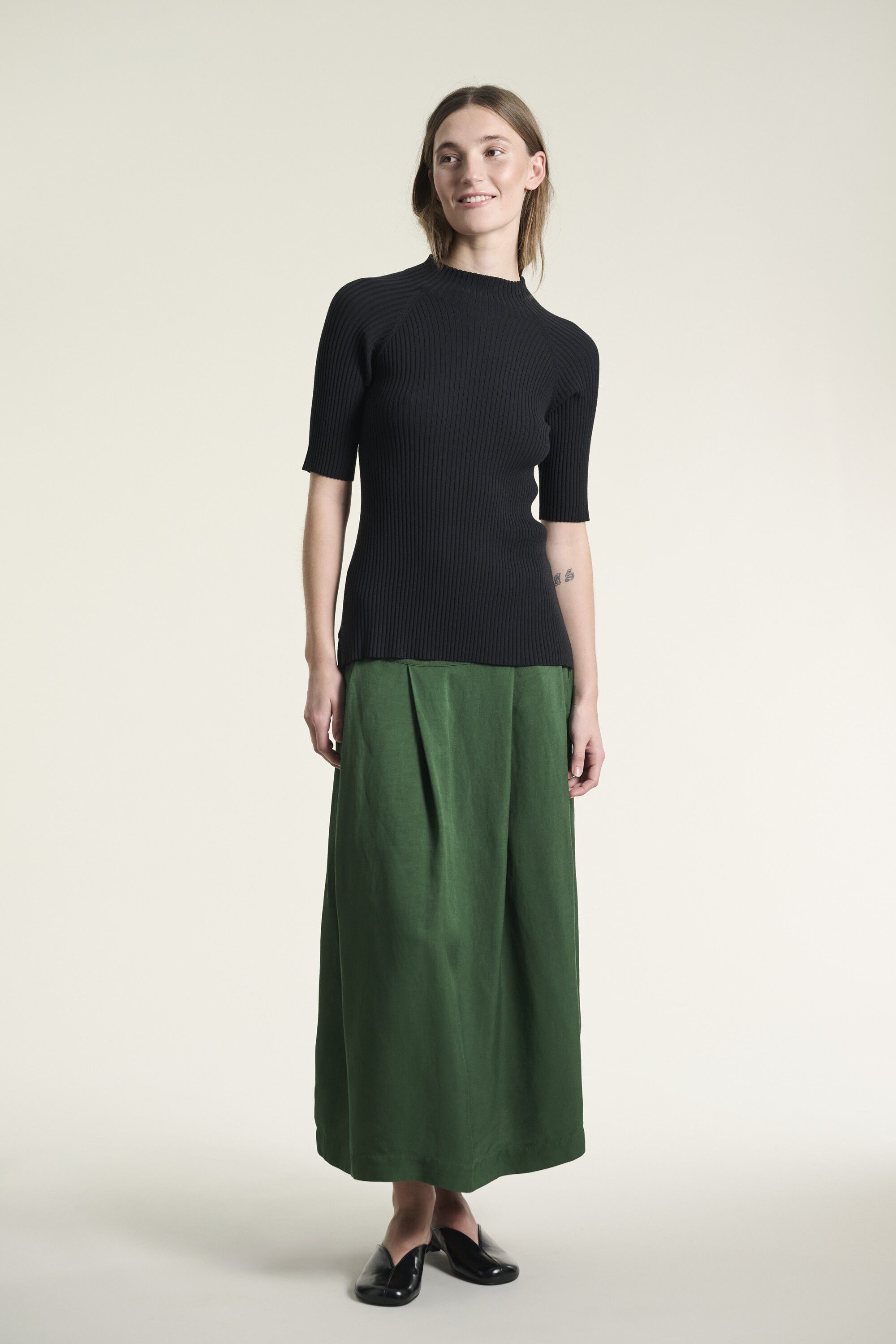 Kumamoto nederdel med l&aelig;g