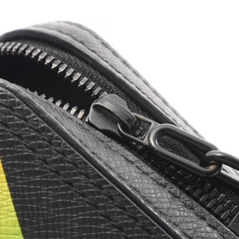 Louis Vuitton Messenger