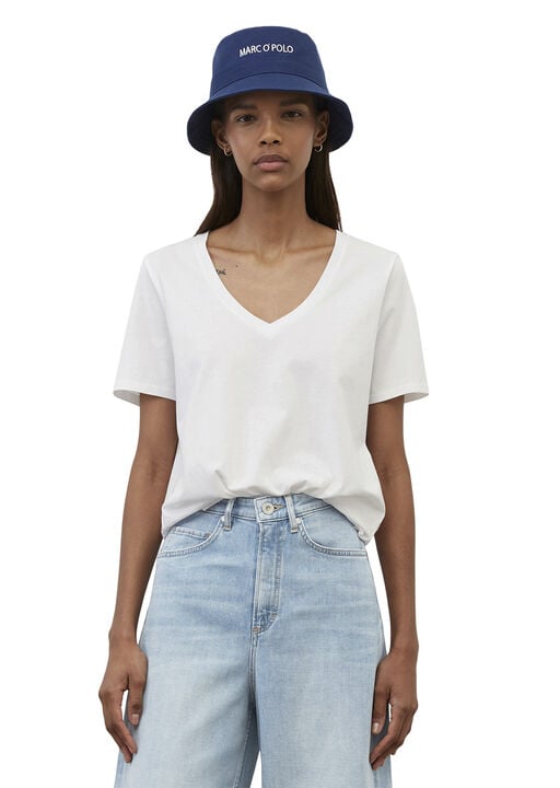 T-shirt, short sleeve, v-neck