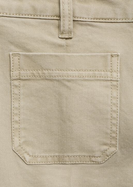 Flared cropped jeans with pockets