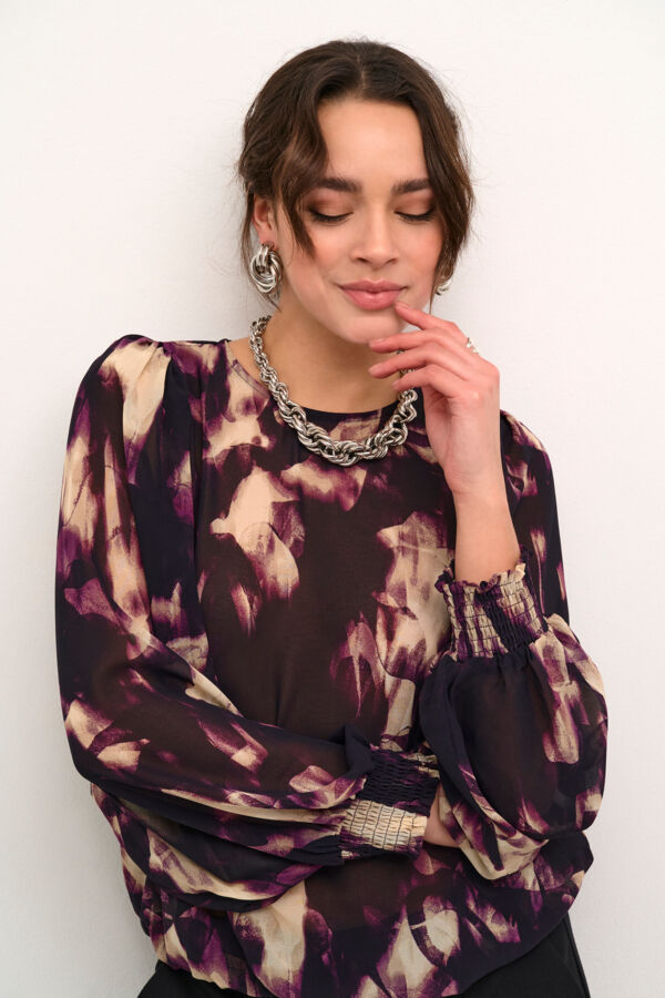 KAaska Blouse