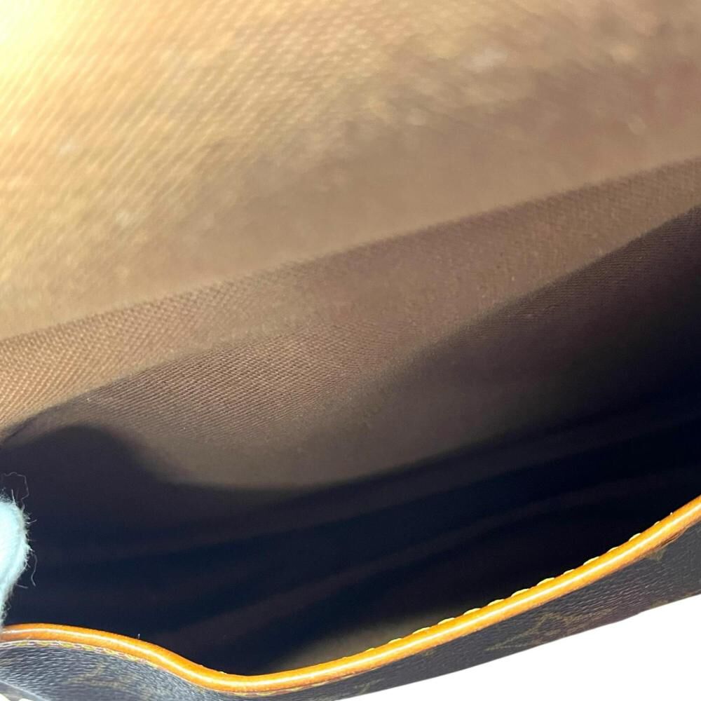 Louis Vuitton Saumur