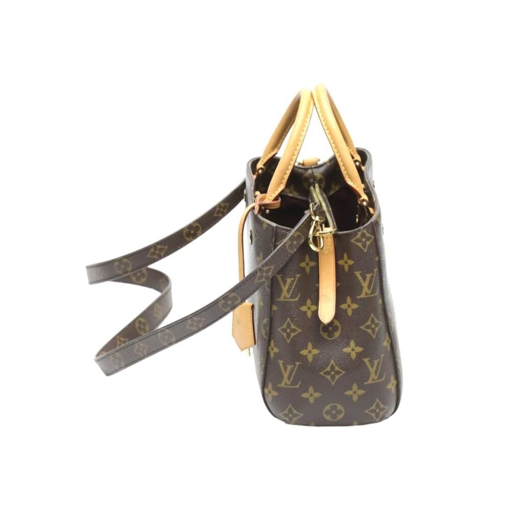 Louis Vuitton Shoulder Bags