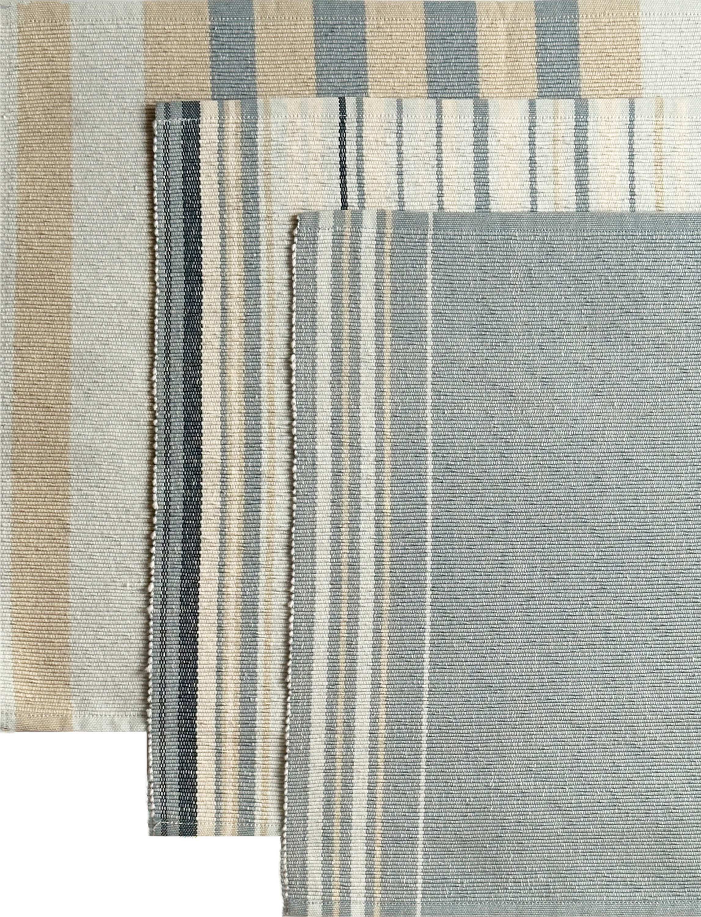 Vibeke Klint bordstablett neutral linje 33x48 cm blue