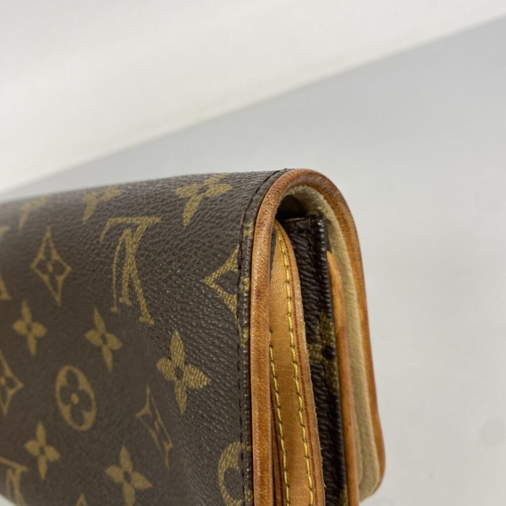 Louis Vuitton Twin Pochette