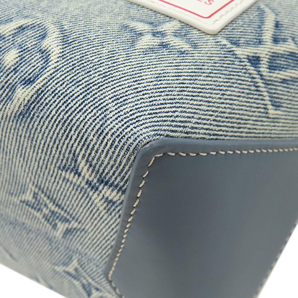 Louis Vuitton Weekend Bag