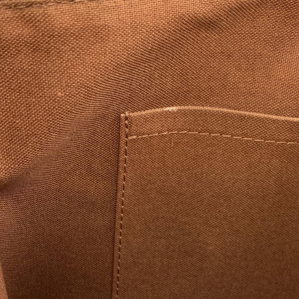 Louis Vuitton Totally