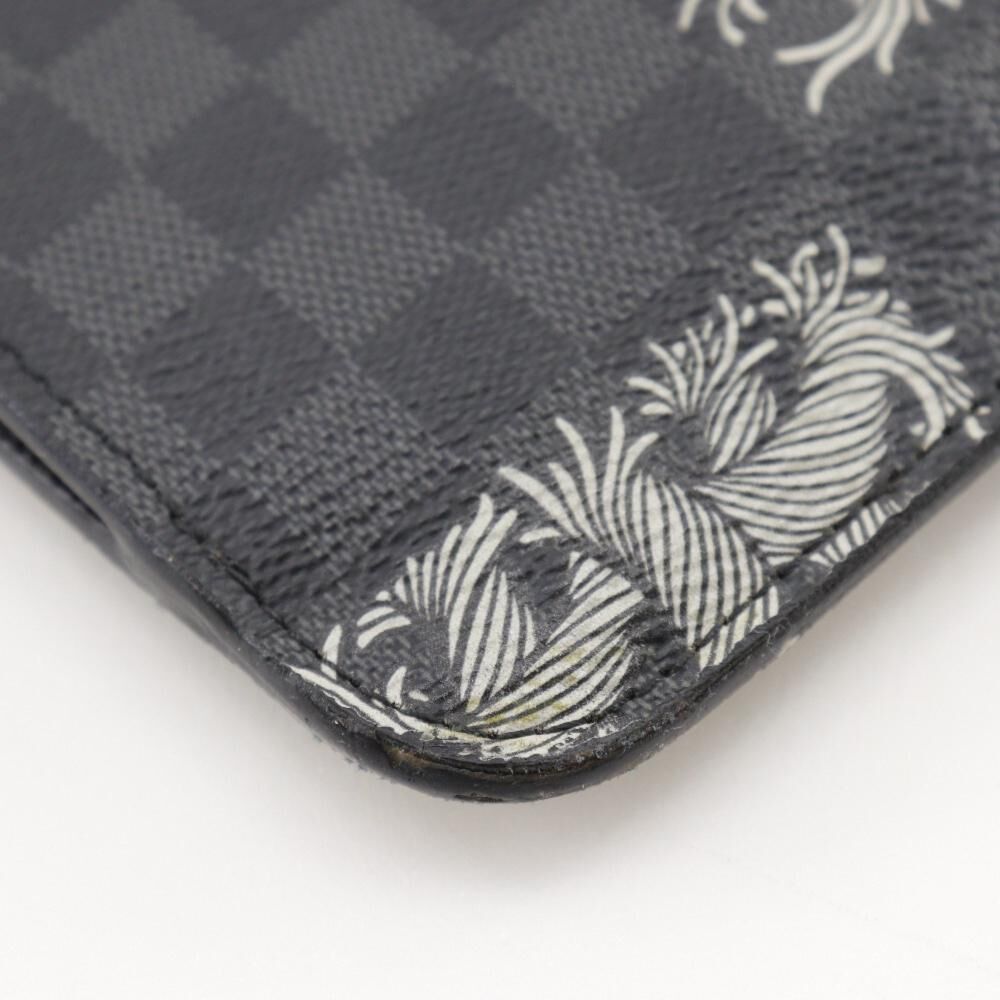 Louis Vuitton Clutch