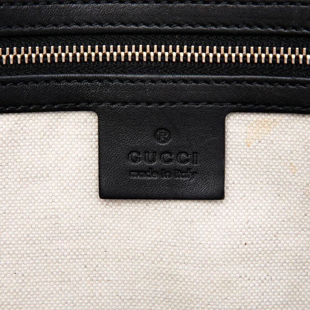Gucci Shoulder Bag