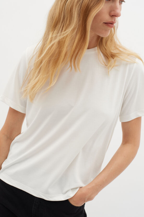 LilianaIW Base Tee