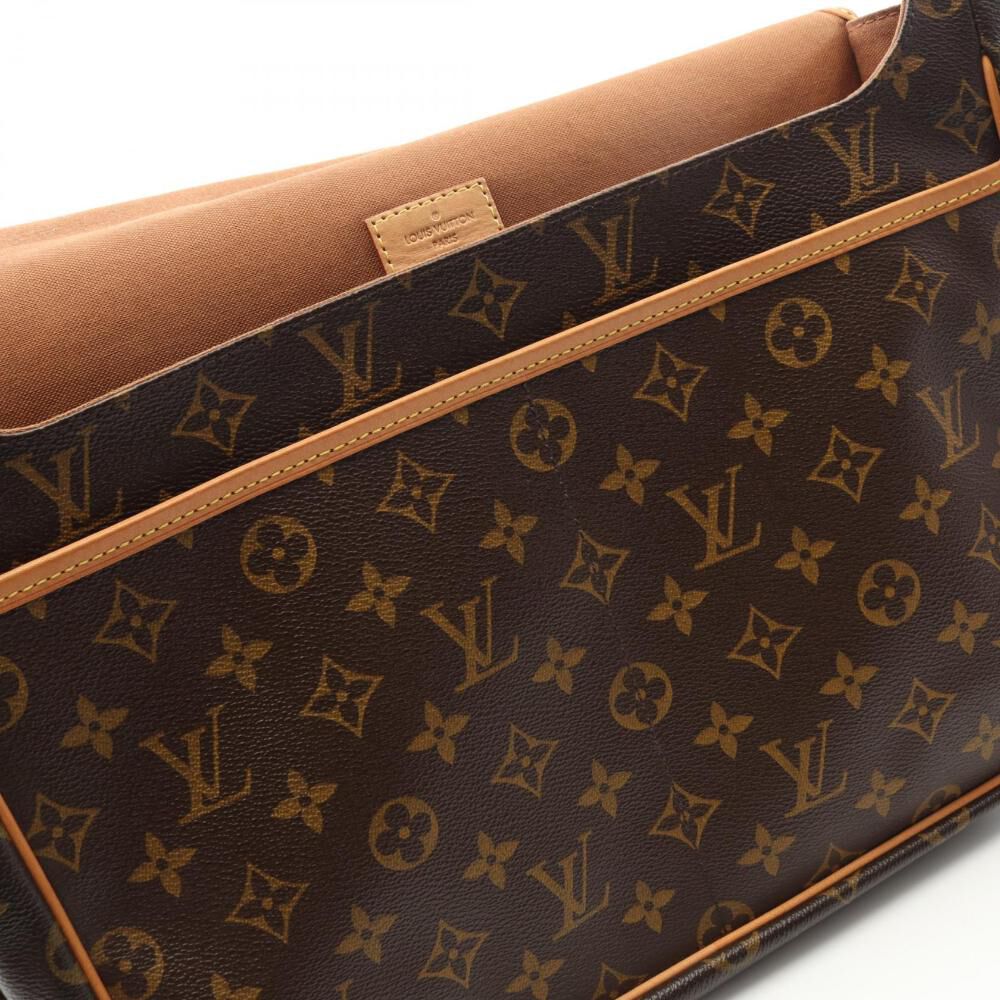 Louis Vuitton Bosphore