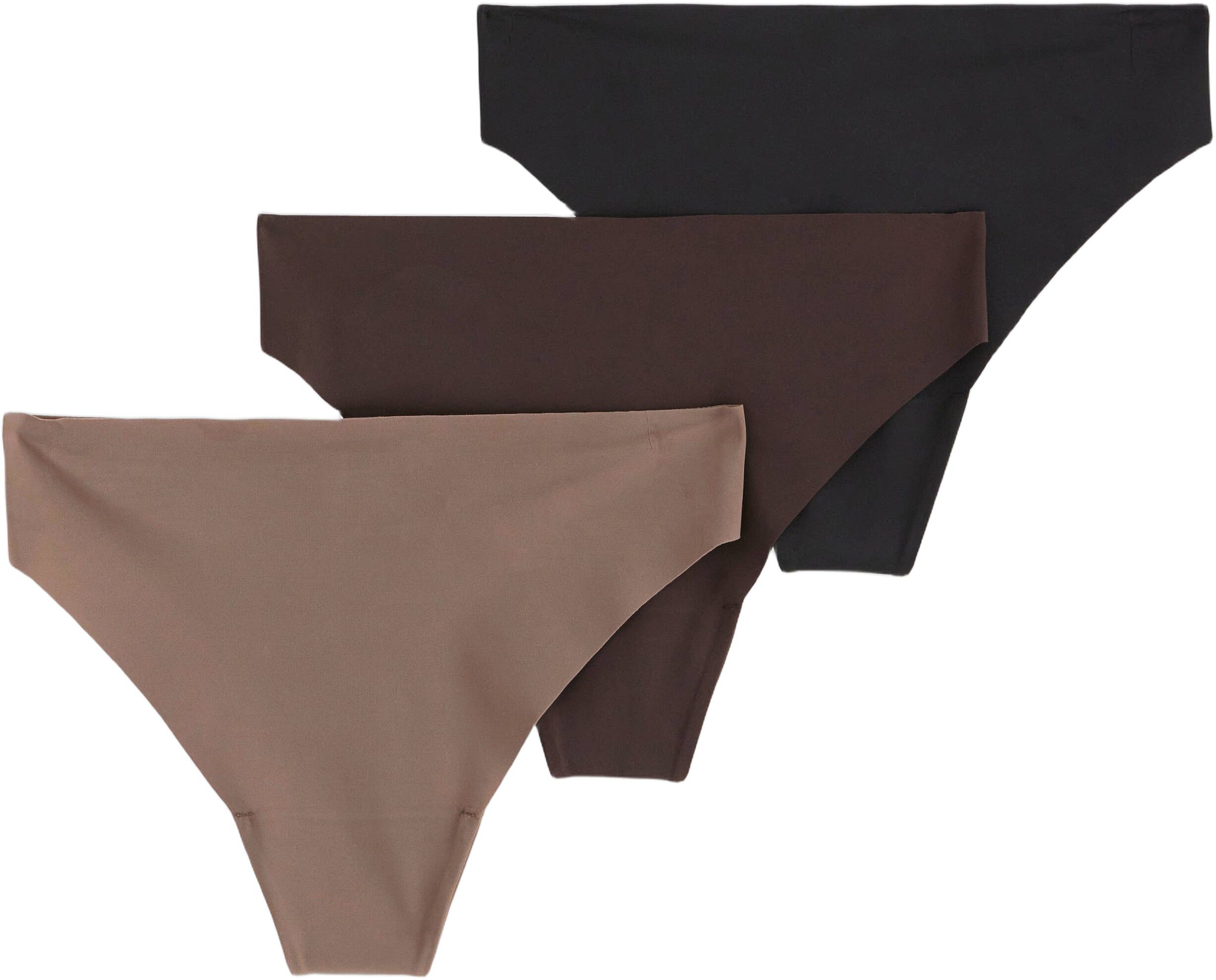 High-waisted thong with an invisibl