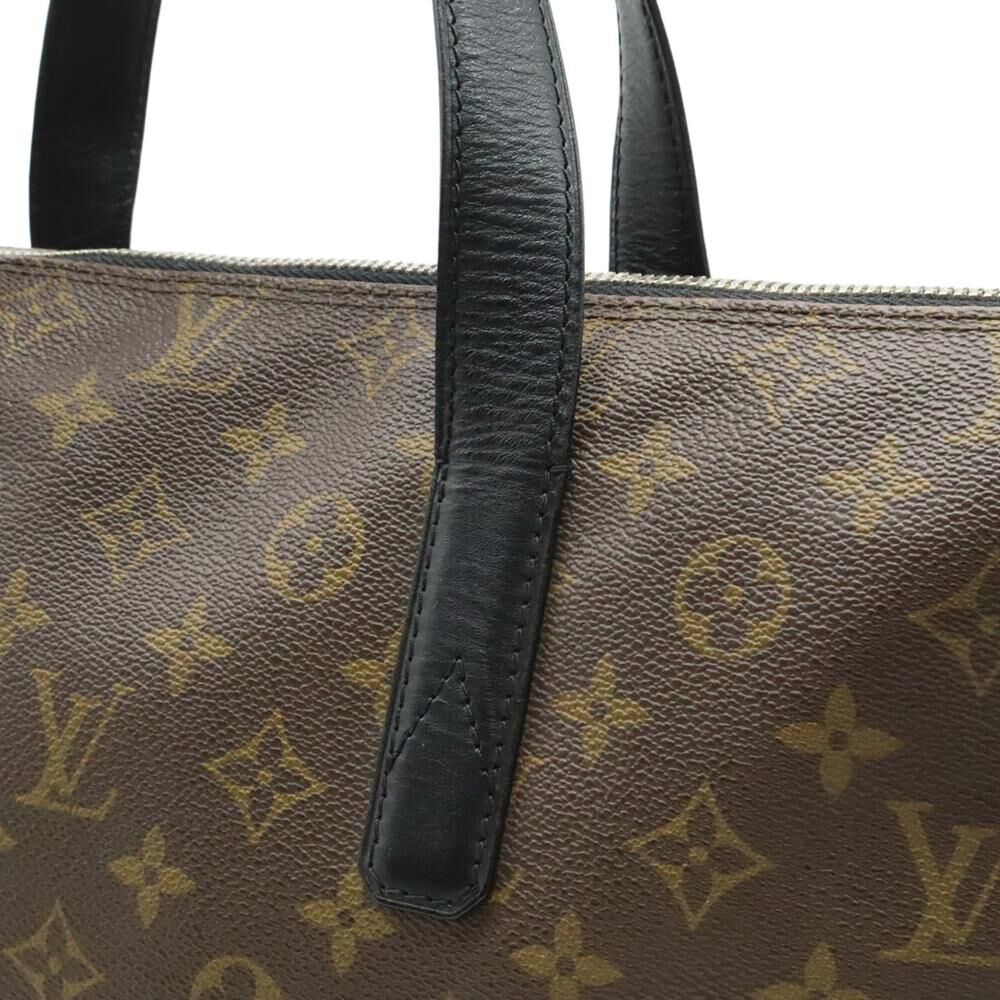 Louis Vuitton Tote