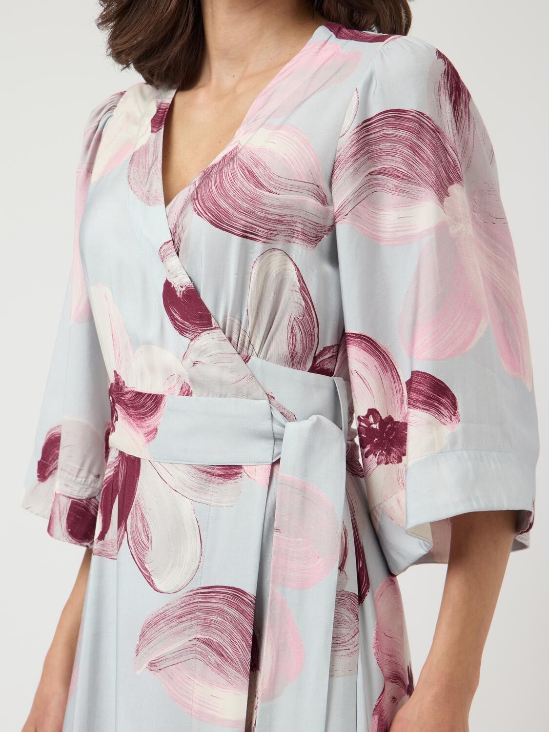 Yasmarga 3/4 Wrap Long Dress S. - Show