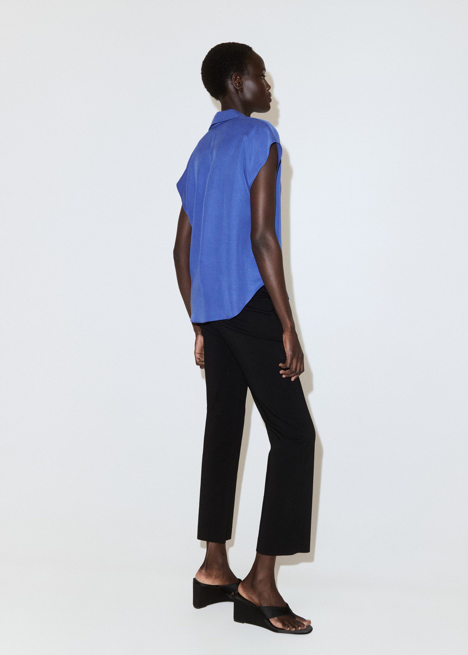 Short-sleeved lyocell shirt