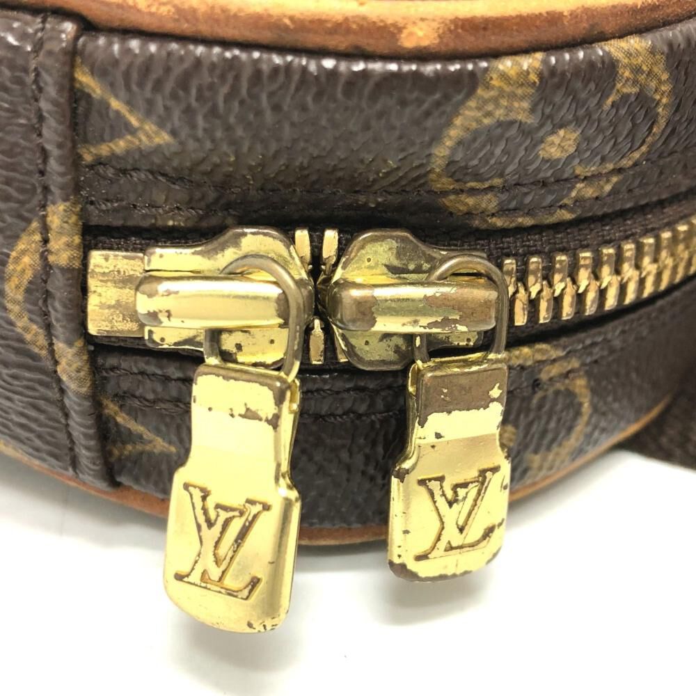 Louis Vuitton Shoulder Bags
