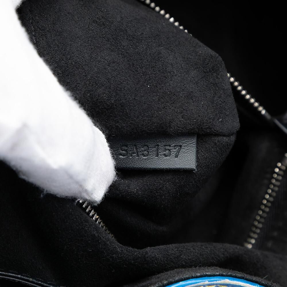 Louis Vuitton Shoulder Bags