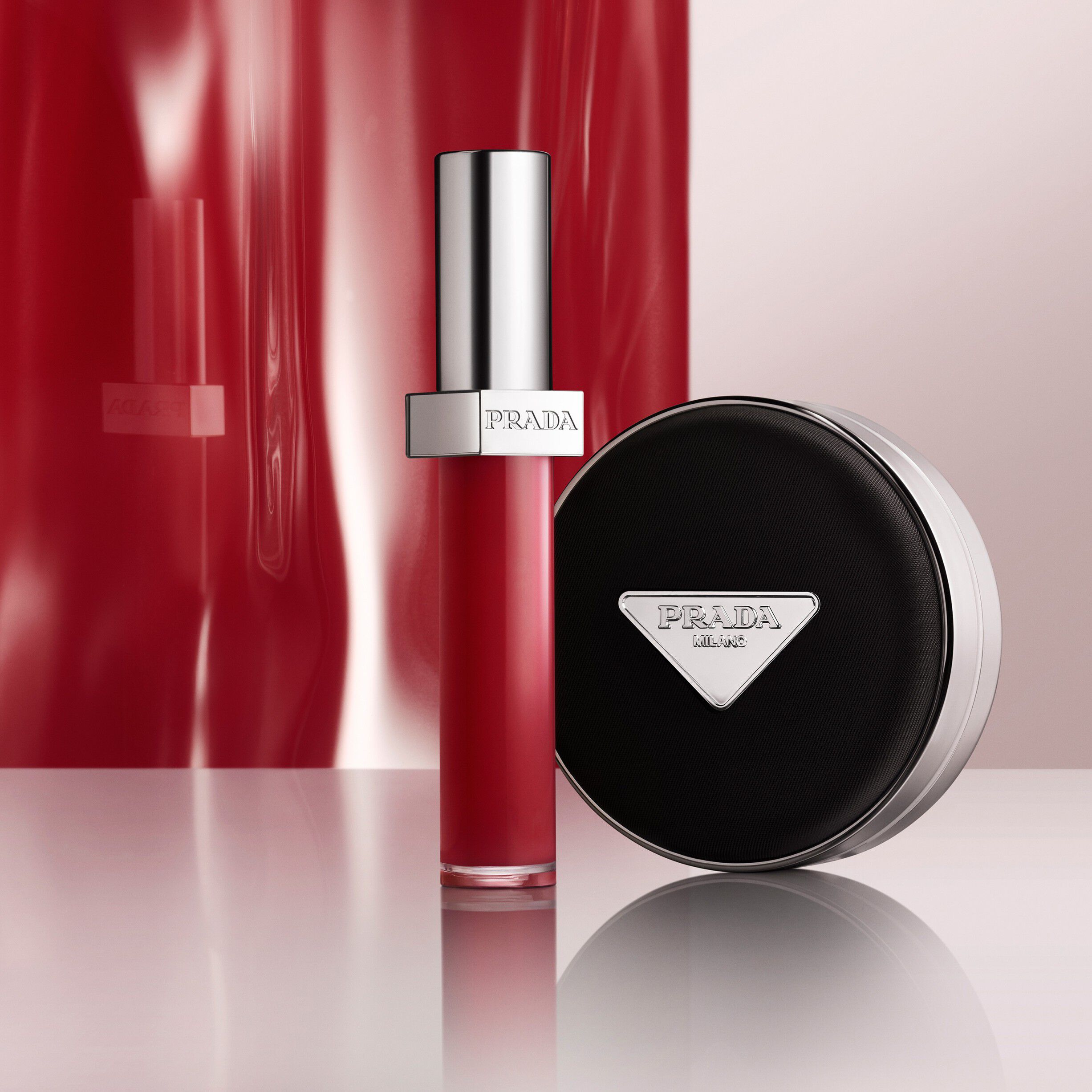 Prada Reflection Glossy Liquid Balm - R221 REDBITE