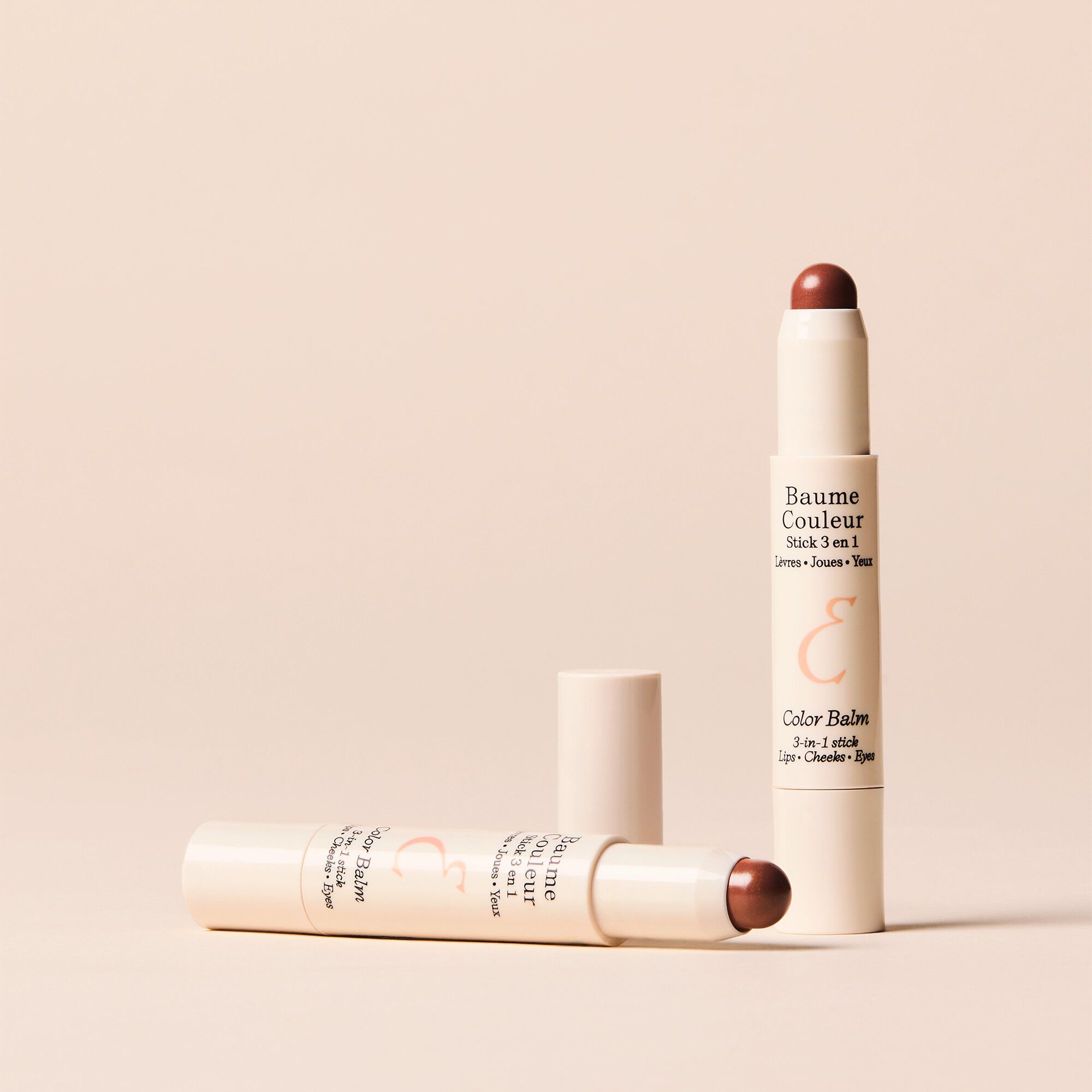 COLOR BALM 3-IN-1 STICK MOCHA