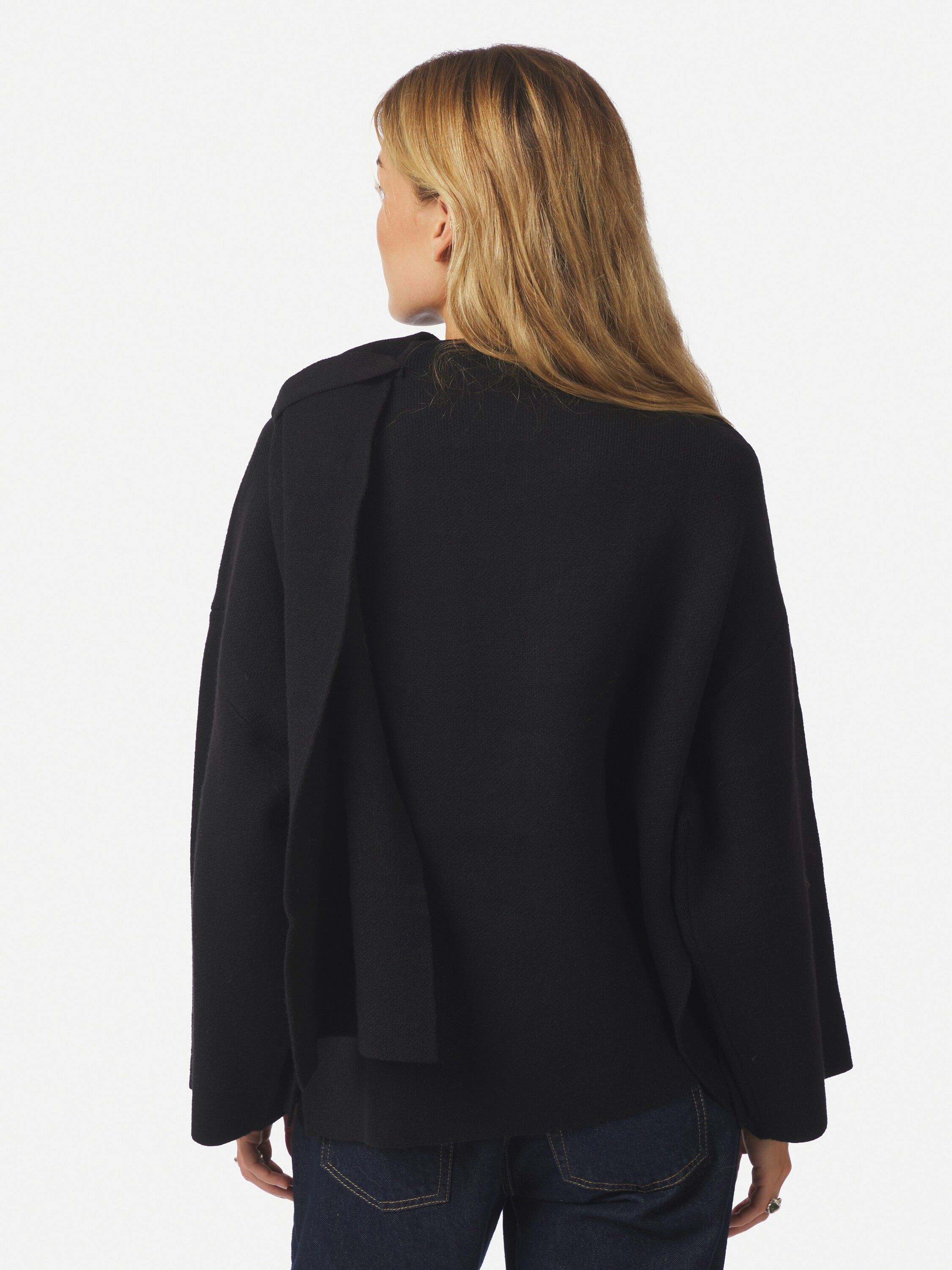 Wals Knit Scarf Blouse