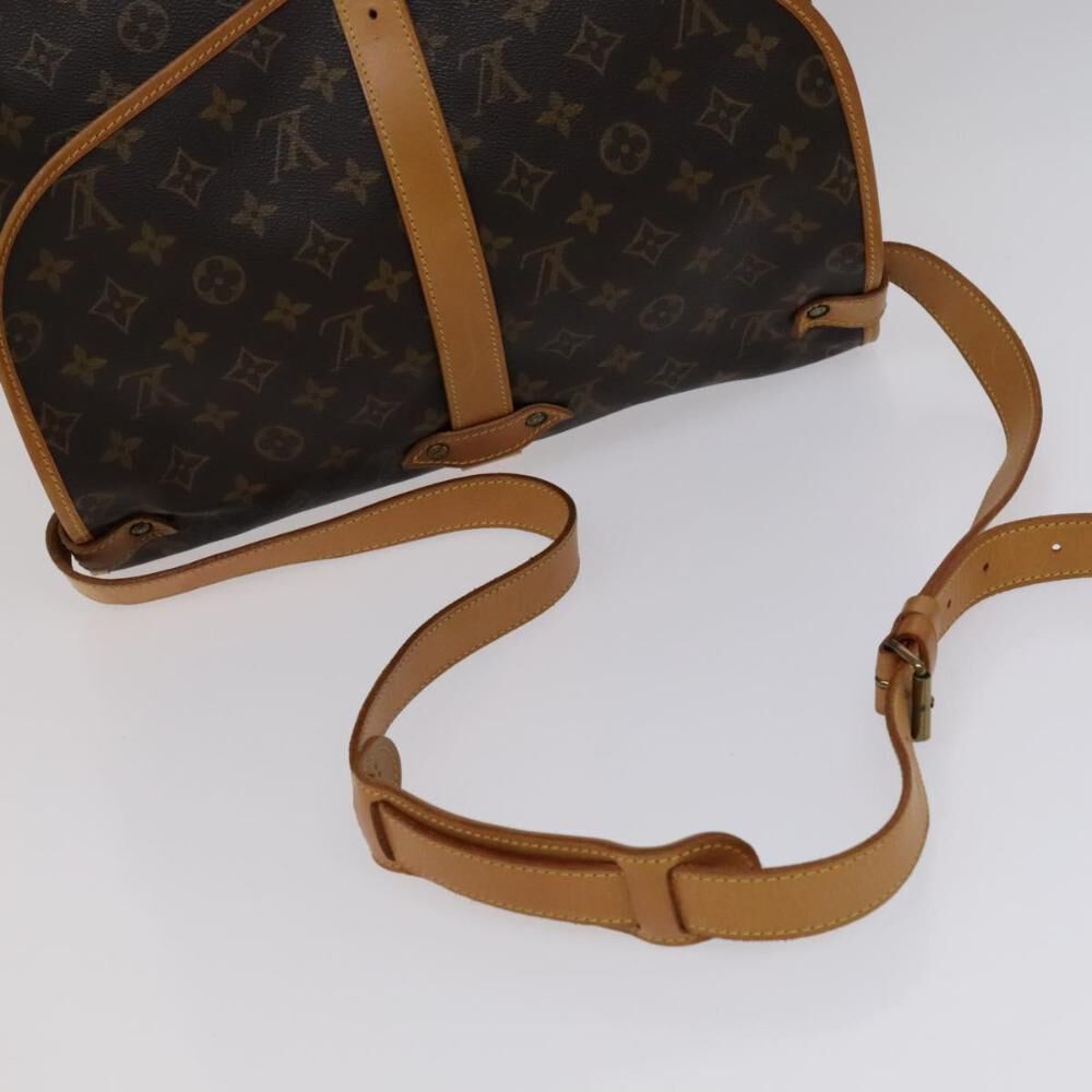 Louis Vuitton Saumur