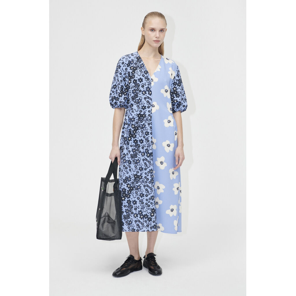 2259 Structure Stretch, Gathered Pocket Dress