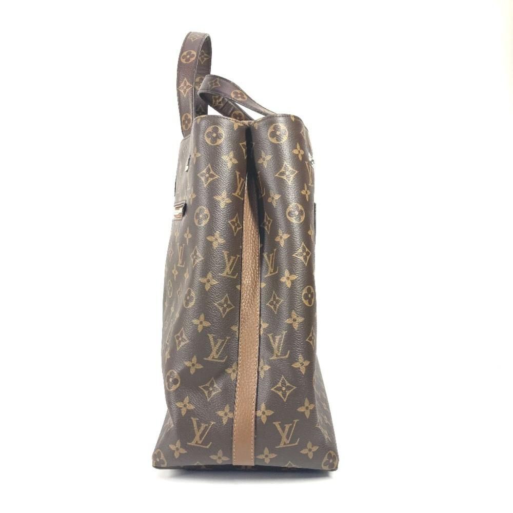 Louis Vuitton Tote